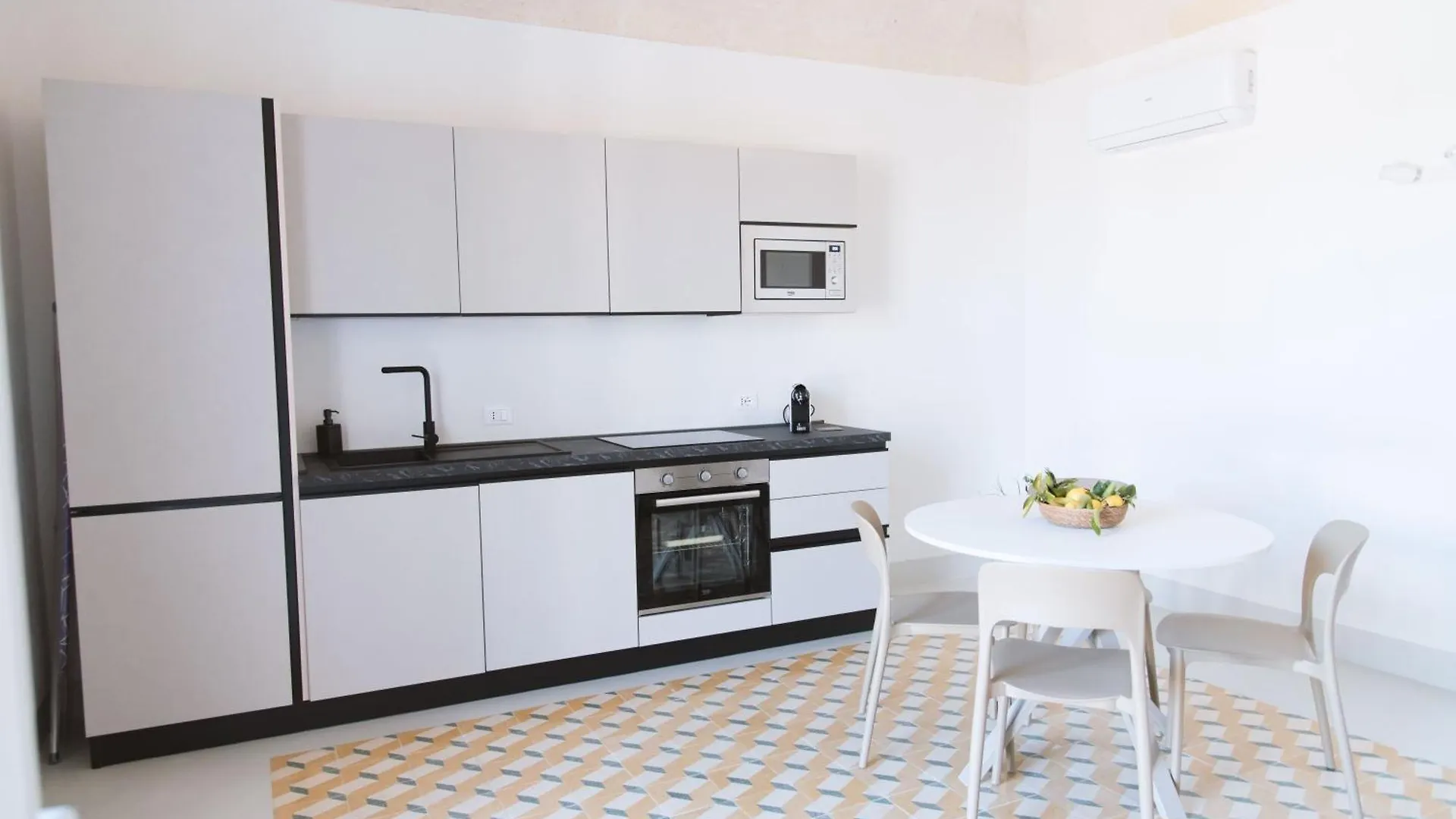 Casa de Férias Cocci Di Tufo Appartamenti Rilievo Itália