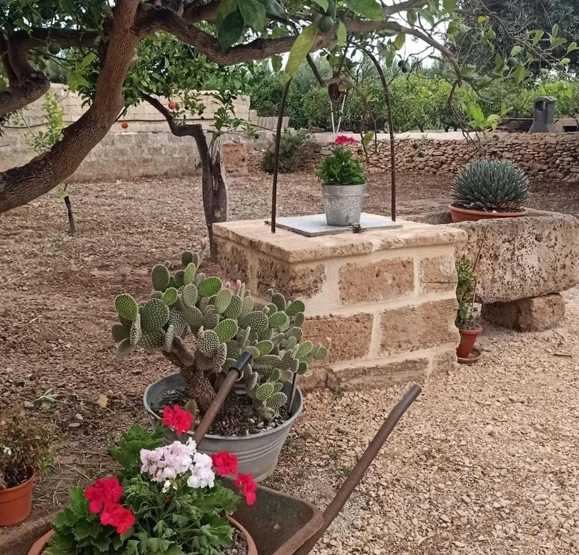 Casa de Férias Cocci Di Tufo Appartamenti Rilievo